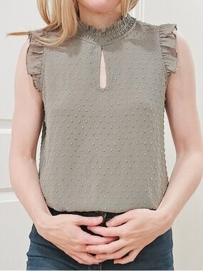 Daniel Rainn DR2 Sleeveless Blouse. Excellent Condition. Xl
